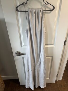 Abercrombie & Fitch Light Gray Maxi Dress